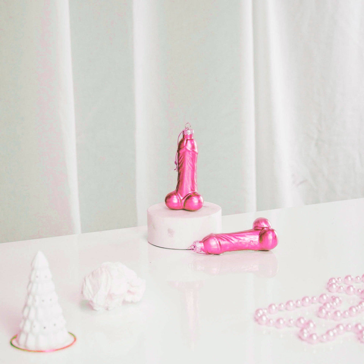 Weihnachtskugel rosa Penis