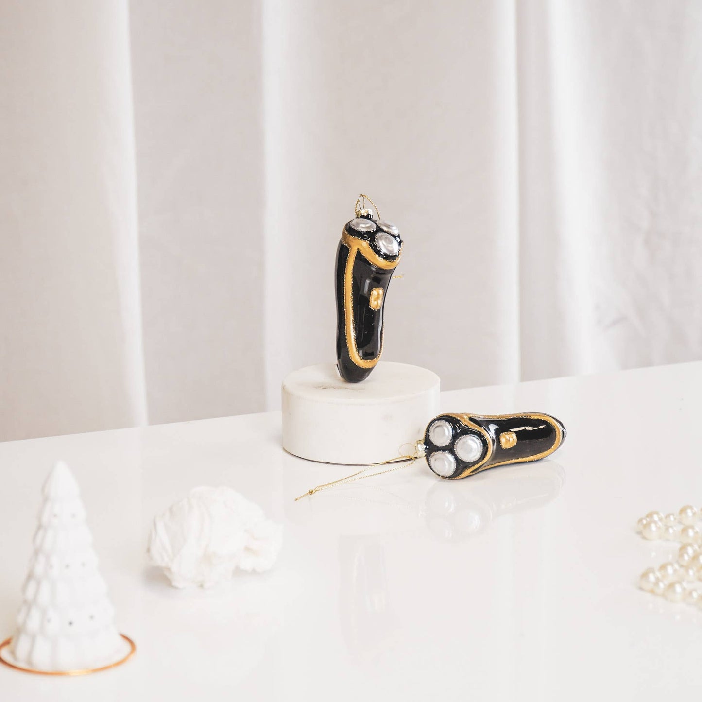 Boule de Noël Rasoir Electrique par Housevitamin bv