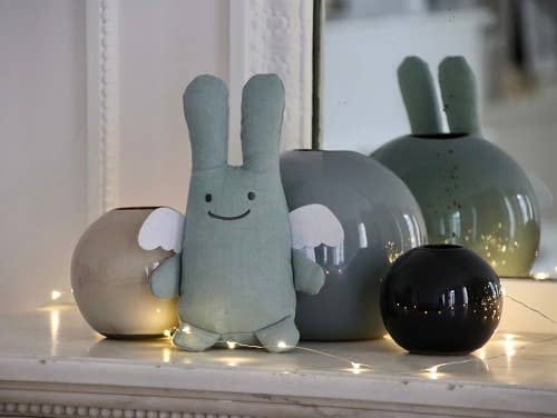Ange Lapin Doudou avec Hochet - Coton Bio Celadon