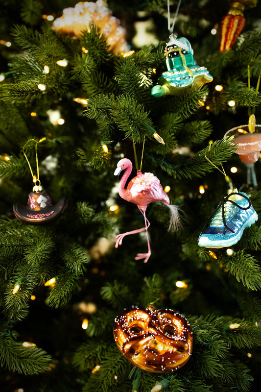 Weihnachtskugel Trailrunning-Schuh