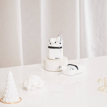 Boule de Noël Airpods par Housevitamin bv