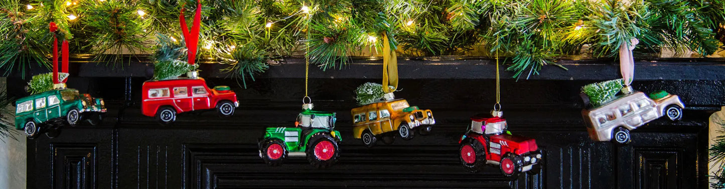 Weihnachtskugel Grüner Traktor