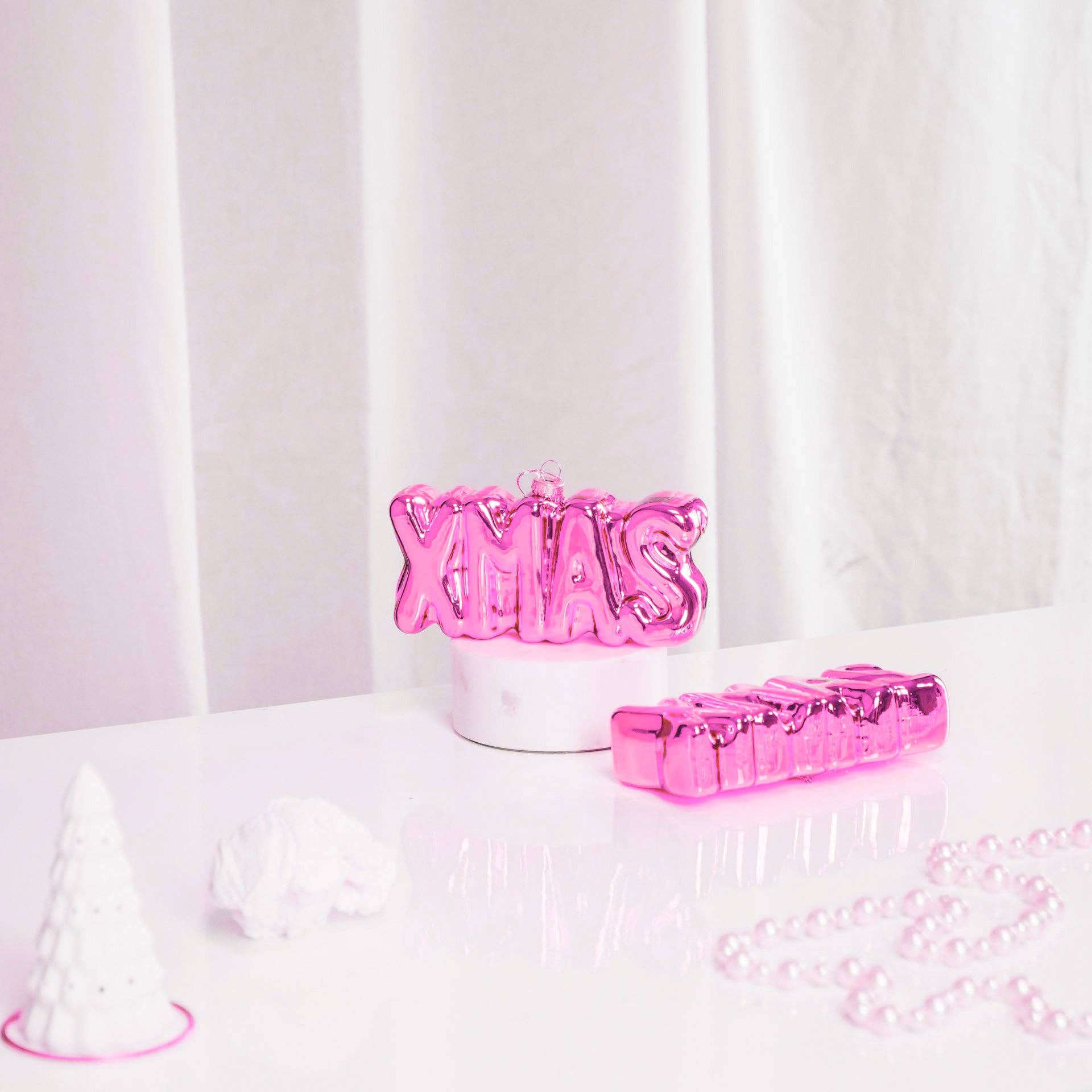 Boule de Noël XMAS Rose par Housevitamin bv