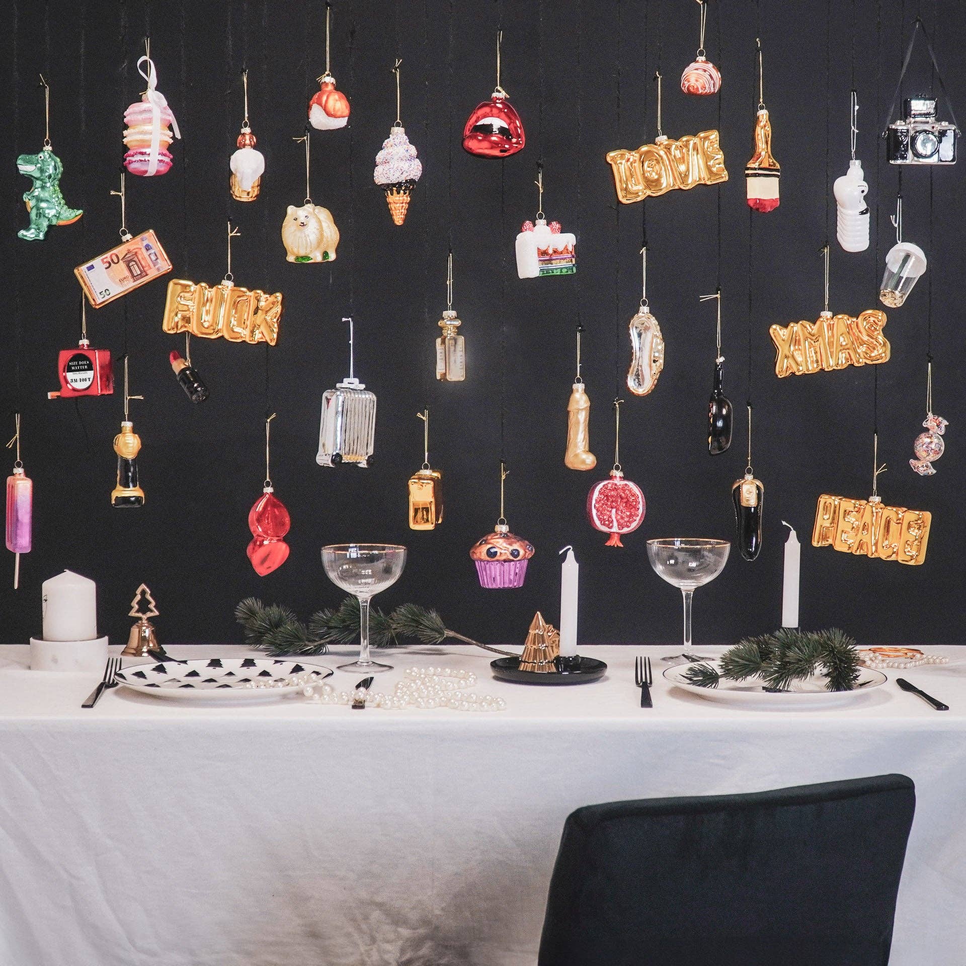 Boule de Noël LOVE Doré par Housevitamin bv